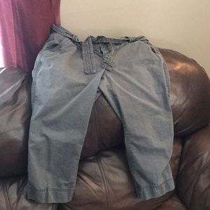 Old Navy Capri Plants - gray Size 14